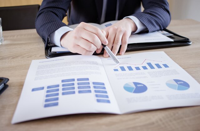 How Trusted Wealth Advisors Create Personalized Strategies for Their Clients